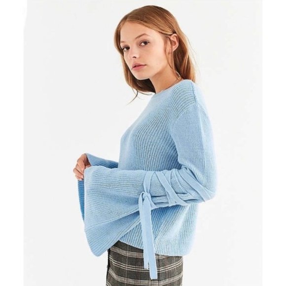silence + noise Sweaters - UO Silence + Noise Bell Tie Sleeves Sweater Blue